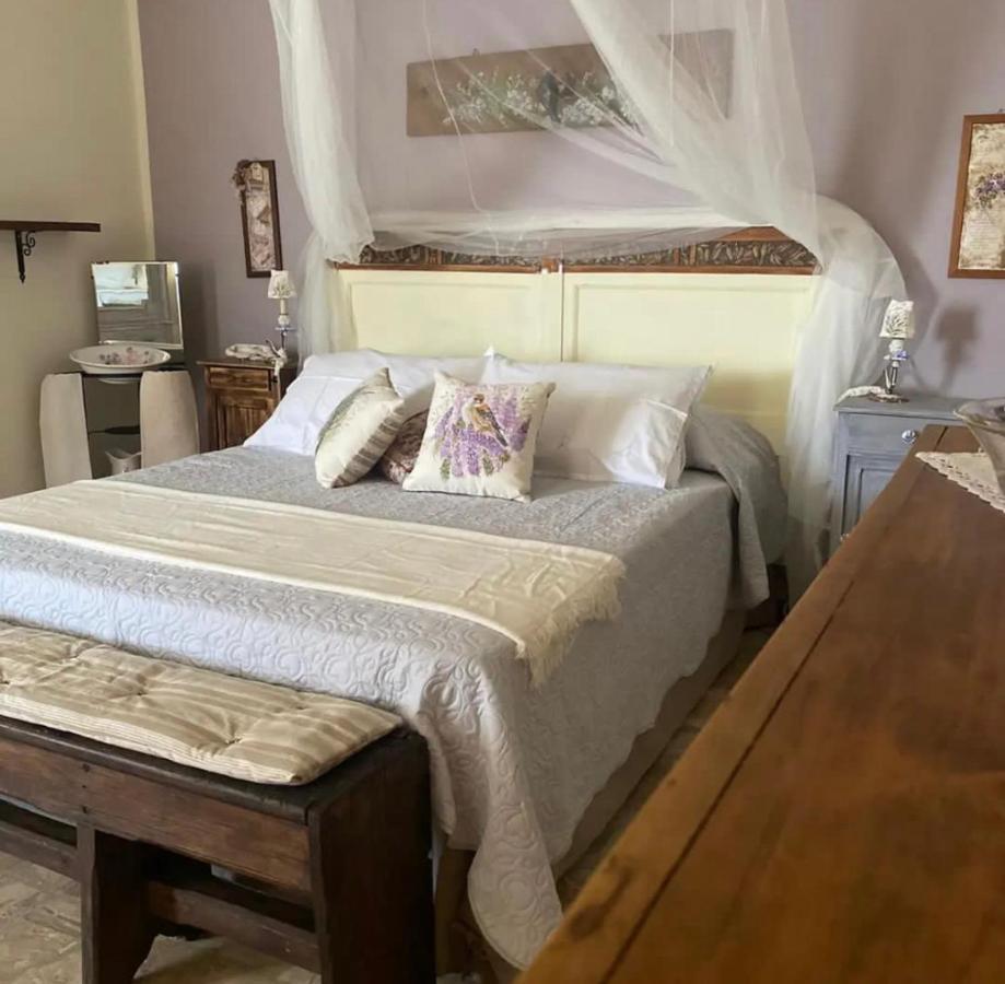 Quarto  Anticacascina Bed & Breakfast エクステリア 写真